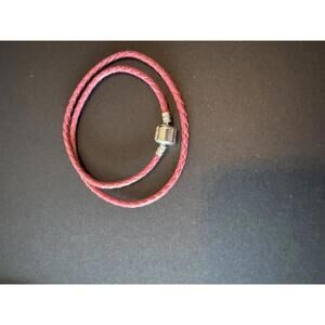 Chic Braided Leather Bracelet with Silver Accent pink